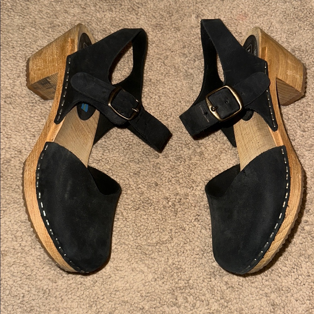 Moheda Clogs - Picture 6 of 7